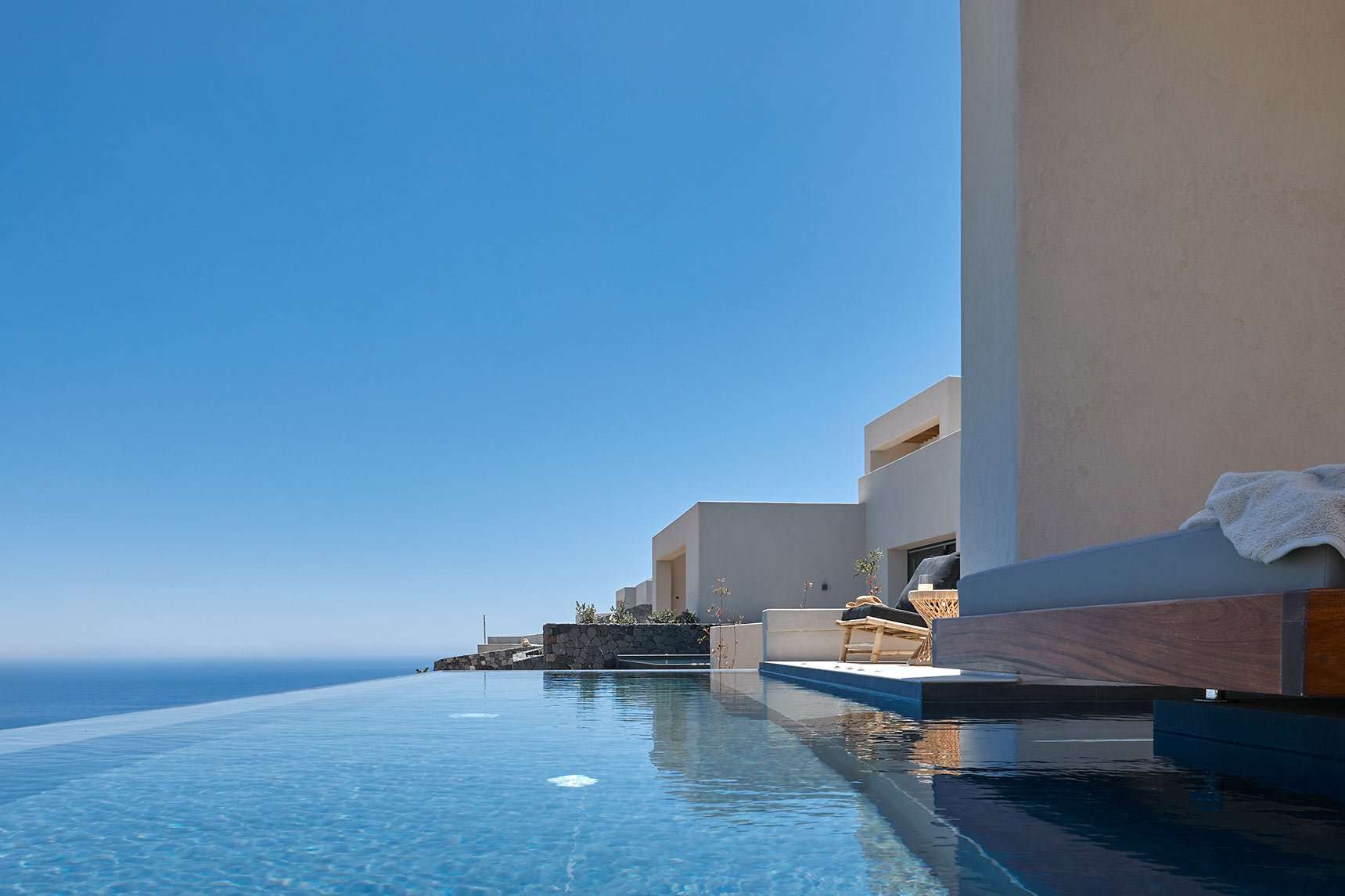 Premium Suite with Private Pool | North Santorini - A Luxury Spa Hotel ...